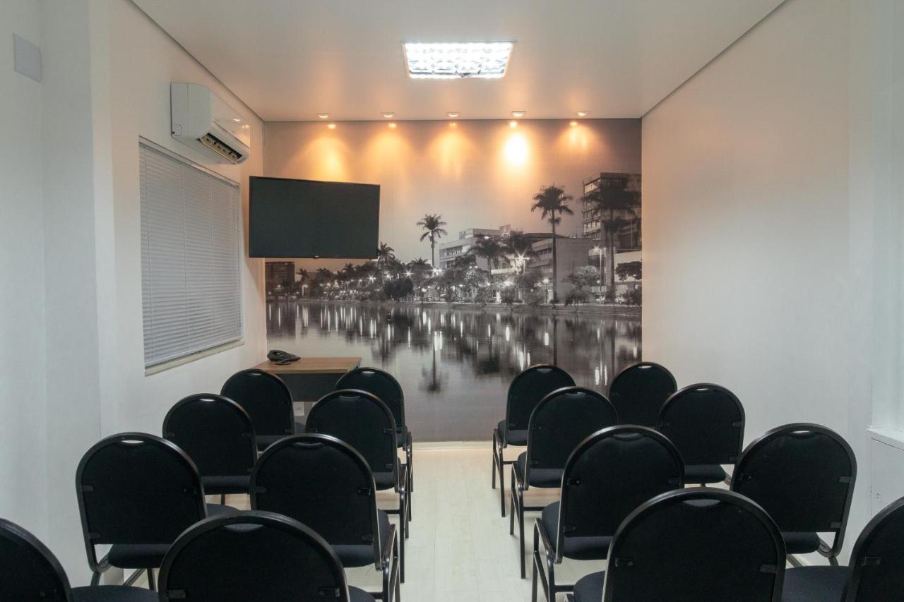 Real Hotel Sete Lagoas Extérieur photo