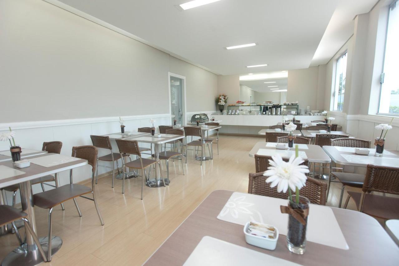 Real Hotel Sete Lagoas Extérieur photo